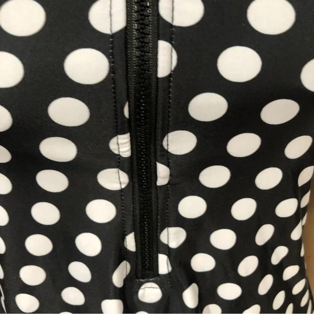 Polka Dot Women’s Sleeveless‎ Swim Top